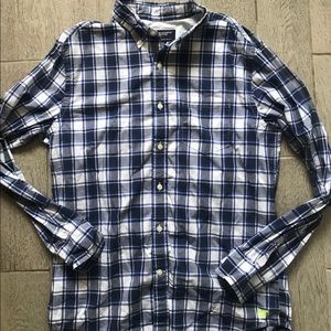 American Eagle button up shirt